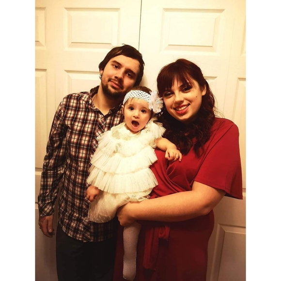 Meet your Posher, Hannah - Picture 1 of 1